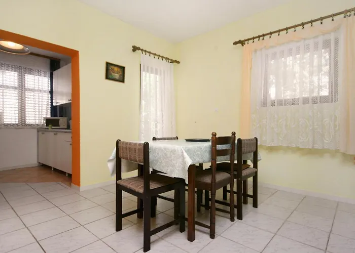 Apartamento By The Sea Mandre, Pag - 6539 Kolan